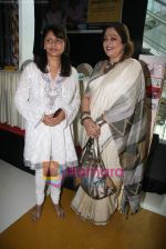 Pallavi Joshi and Kiron Kher at daughter-mom day_s celeberations by  Archies and Cry in Atria Mall on 23rd Sept 2010 (6).JPG
