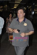 Rishi Kapoor spotted at Mumbai Airport on his way back frm South Africa in International Airport, Mumbai on 25th Sept 2010 (18).JPG