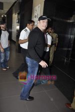 John Travolta left India and went to Moscow in Mumbai International Airport on 28th Sept 2010 (21).JPG