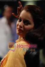 Kangana Ranaut on the sets of Chhote Ustaad in Mumbai on 27th Sept 2010 (5).JPG