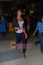 Priyanka Chopra return from Indore Anjaana Anjaani promotions in Mumbai on 27th Sept 2010 (5).JPG