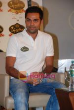 Abhay Deol at Signature golf press meet in Trident on 29th Sept 2010 (7).JPG