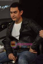 Aamir Khan at the launch of Mahindra_s new bikes Mojo and Stallion in Trident on 30th Sept 2010 (23).JPG