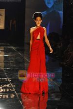 Model walks the ramp for Monisha Jaisingh Show on day 1 of HDIL on 6th Oct 2010 (23)~0.JPG