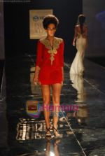 Model walks the ramp for Monisha Jaisingh Show on day 1 of HDIL on 6th Oct 2010 (32)~0.JPG