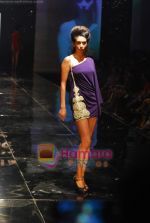 Model walks the ramp for Monisha Jaisingh Show on day 1 of HDIL on 6th Oct 2010 (35)~0.JPG