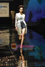 Model walks the ramp for Monisha Jaisingh Show on day 1 of HDIL on 6th Oct 2010 (44).JPG