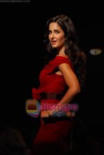 Katrina Kaif at Salman Khan_s Being Human show on Day 4 of HDIL on 9th Oct 2010 (22).JPG