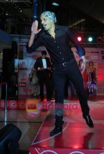manoj Bajpai at Runway Central show in Oberoi Mall, Goregaon on 9th Oct 2010.JPG