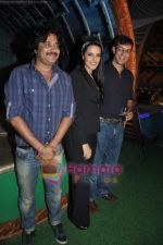 Neha Dhupia, Rajat Kapoor at the launch of Phas Gaye Obama in Coutyard on 13th Oct 2010 (15).JPG