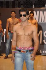 at ANM and Nakshatra films fashion  show in Options on 13th Oct 2010 (30).JPG