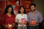 Saif Ali Khan launches Anuja Chauhan_s book Battle For Bittora in Crossword on 14th Oct 2010 (45).JPG