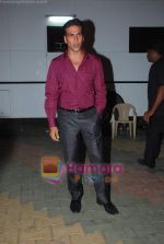 Akshay Kumar at Zee TV_s Action Replay Diwali show in Malad on 16th Oct 2010 (3).JPG