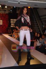 at the launch of Major Brand in G7 Mall, Versova on 16th Oct 2010 (2).JPG