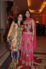 Munisha Khatwani, Mansi verma at designer AD Singh_s wedding with Puneet Kaur in ITC Grand Maratha on 17th Oct 2010 (53).JPG
