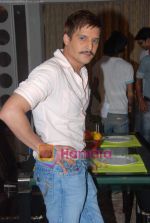 Jimmy Shergill on the sets of Sony_s Aahat in Malad on 18th Oct 2010 (13).JPG
