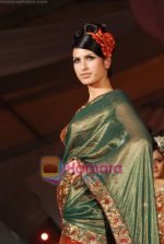 at Salim Asgarally and Rohit Verma showcase their bridal collection at Times Woman show in 23rd Oct 2010 (9).JPG