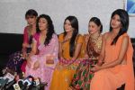 Pooja Gaur, Ragini Khanna, Disha Wakani, Aashka Goradia on the sets of KBC in FilmCity on 24th Oct 2010 (5).JPG