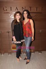 Mahie Gill at Giantti event in Atria Mall on 28th Oct 2010 (48).JPG