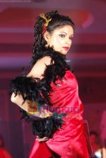 at Indian super model contest  in Sea Princess on 28th Oct 2010 (95).JPG