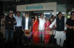  Akshay Kumar, Suresh Oberoi, Sajid Khan, Vivek Oberoi with wife Priyanka Alva after marriage arrive at Mumbai airport on 30th Oct 2010 (3).JPG
