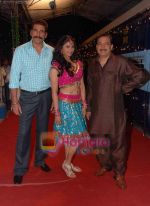 Mukesh Rishi, Daisy, Govind Namdeo at Ganesh Acharya_s item song on Daisy for film Khuda Kasam in Kamalistan on 1st Nov 2010 (17).JPG
