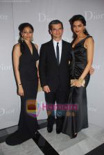 Deepika Padukone at Dior store launch in Taj Mahal Hotel on 12th Nov 2010 (11).JPG
