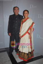 at Dior store launch in Taj Mahal Hotel on 12th Nov 2010 (14).JPG