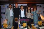 Sunil Shetty, Manna Shetty at Bryan Adams Live Concert Press Meet in Mumbai on 17th Nov 2010 (2).JPG