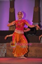 Esha Deol perform together in Ravindra Natya Mandir on 20th Nov 2010 (17).JPG