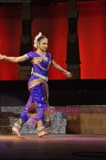 Esha Deol perform together in Ravindra Natya Mandir on 20th Nov 2010 (6).JPG