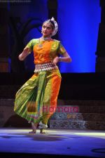 Esha Deol perform together in Ravindra Natya Mandir on 20th Nov 2010 (9).JPG