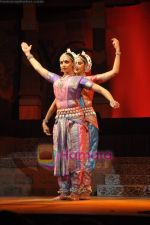 Esha Deol, Ahana Deol perform together in Ravindra Natya Mandir on 20th Nov 2010 (9).JPG