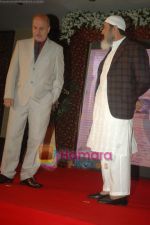 Anupam Kher at Sula-Cointreau launch event in Novotel on 25th Nov 2010 (6).JPG