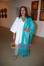 Shabana Azmi at Jatin Das art showcase in Jehangir on 30th Nov 2010 (85).JPG