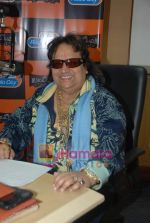 Bappi Lahiri at Radio City Musical-e-azam in Bandra on 2nd Dec 2010 (22).JPG