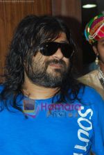 Pritam Chakraborty at Radio City_s Musical-e-azam in Bandra on 10th Dec 2010 (45).JPG