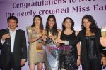 Parvathy Omanakuttan, Nicole Faria at Miss Earth Nicole Faria welcome bash in Atria Mall on 13th Dec 2010 (5).JPG
