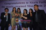 Parvathy Omanakuttan, Nicole Faria at Miss Earth Nicole Faria welcome bash in Atria Mall on 13th Dec 2010 (7).JPG