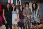 at Zoya fashion preview in Bandra, Mumbai on 15th Dec 2010 (54).JPG
