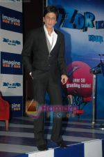 Shahrukh Khan at the new NDTV show show Jhor Ka Jhatka in Grand Hyatt, Mumbai on 17th Dec 2010.JPG