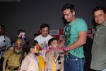 Ajay Devgan promotes _Toonpur Ka Superrhero_ at Big Cinemas in Ghatkopar on 20th Dec 2010 (6).JPG