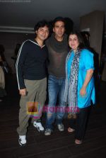 Akshay Kumar, Farah Khan, Shirish Kunder at Tees Maar Khan screening in Filmcity on 22nd Dec 2010 (2).JPG
