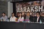 Saif Ali Khan, Prateik Babbar, Prakash Jha, Deepika Padukone, Amitabh Bachchan at Aarakshan announcement in Novotel, Mumbai on 22nd Dec 2010 (5).JPG