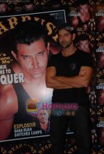 Hrithik Roshan launches Stardust new year_s issue in Cest La Vie on 23rd Dec 2010 (54).JPG