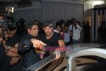 Hrithik Roshan launches Stardust new year_s issue in Cest La Vie on 23rd Dec 2010 (58).JPG