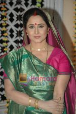 at the launch of Hema Malini_s Maati Ki Banno in Colors at Dahisar on 23rd Dec 2010 (47).JPG