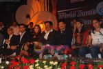 Aishwarya Rai Bachchan, Abhishek Bachchan at Bants Sangha event in Powai on 26th Dec 2010 (8).JPG