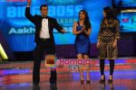 Rani, Vidya and Salman dancing on the tunes of _No One Killed Jessica_ on the sets of Big Boss on 27th Dec 2010.JPG