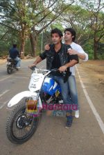TV stars Shravan and Ranbir ( Karan Wahi) bike race in Filmcity, Mumbai on 28th Dec 2010 (9).JPG